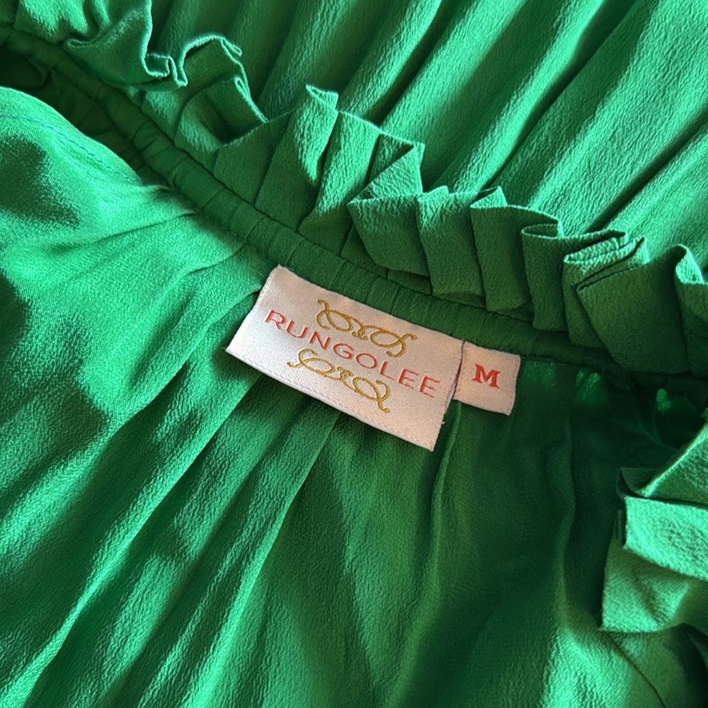 Elegant Green Tiered Dress - Picture 2 of 5